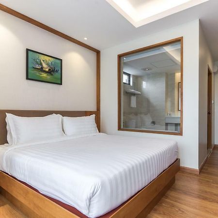 The Gandamar Hotel , Rangoon Buitenkant foto
