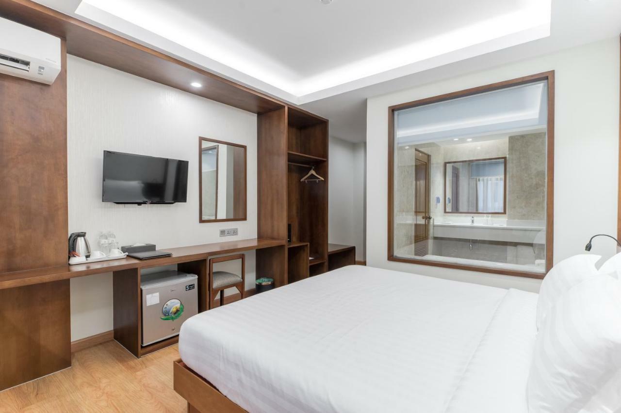 The Gandamar Hotel , Rangoon Buitenkant foto