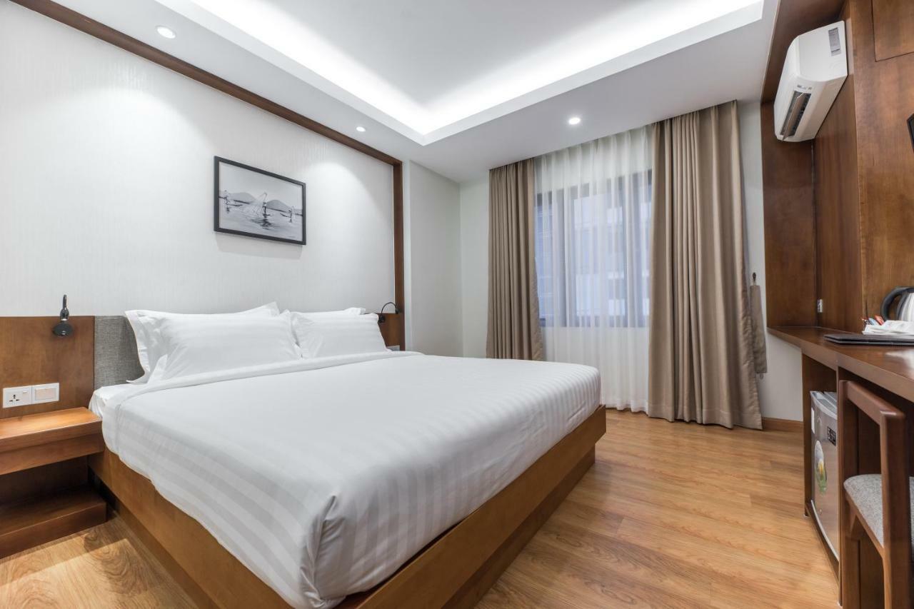 The Gandamar Hotel , Rangoon Buitenkant foto