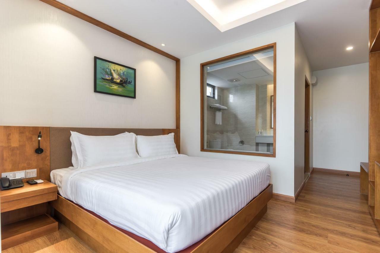 The Gandamar Hotel , Rangoon Buitenkant foto