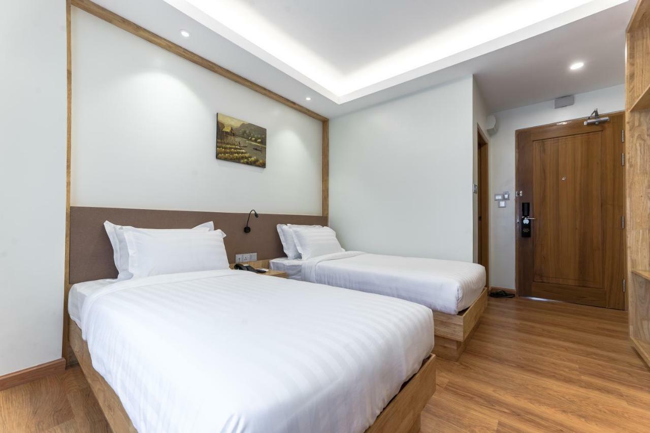 The Gandamar Hotel , Rangoon Buitenkant foto